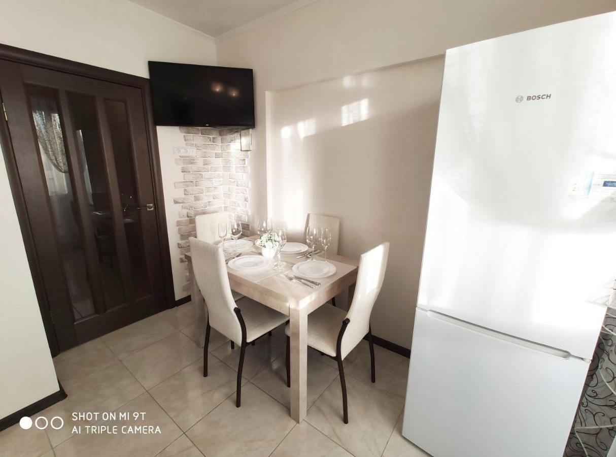 Comfort Apartments - Bright Family Suite Гродно Екстер'єр фото